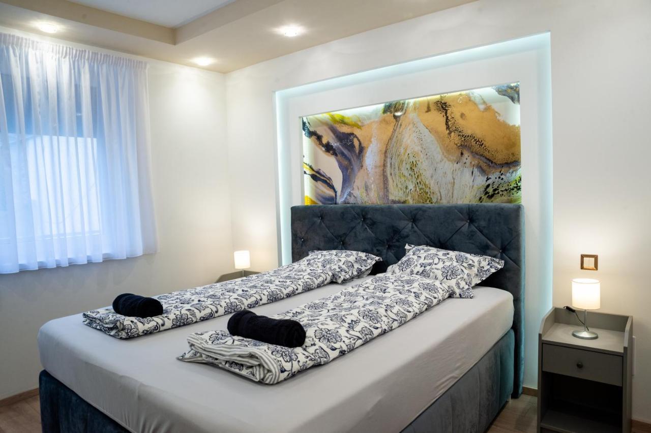 Dream Apartman 2 With Free Parking Дьор Екстериор снимка